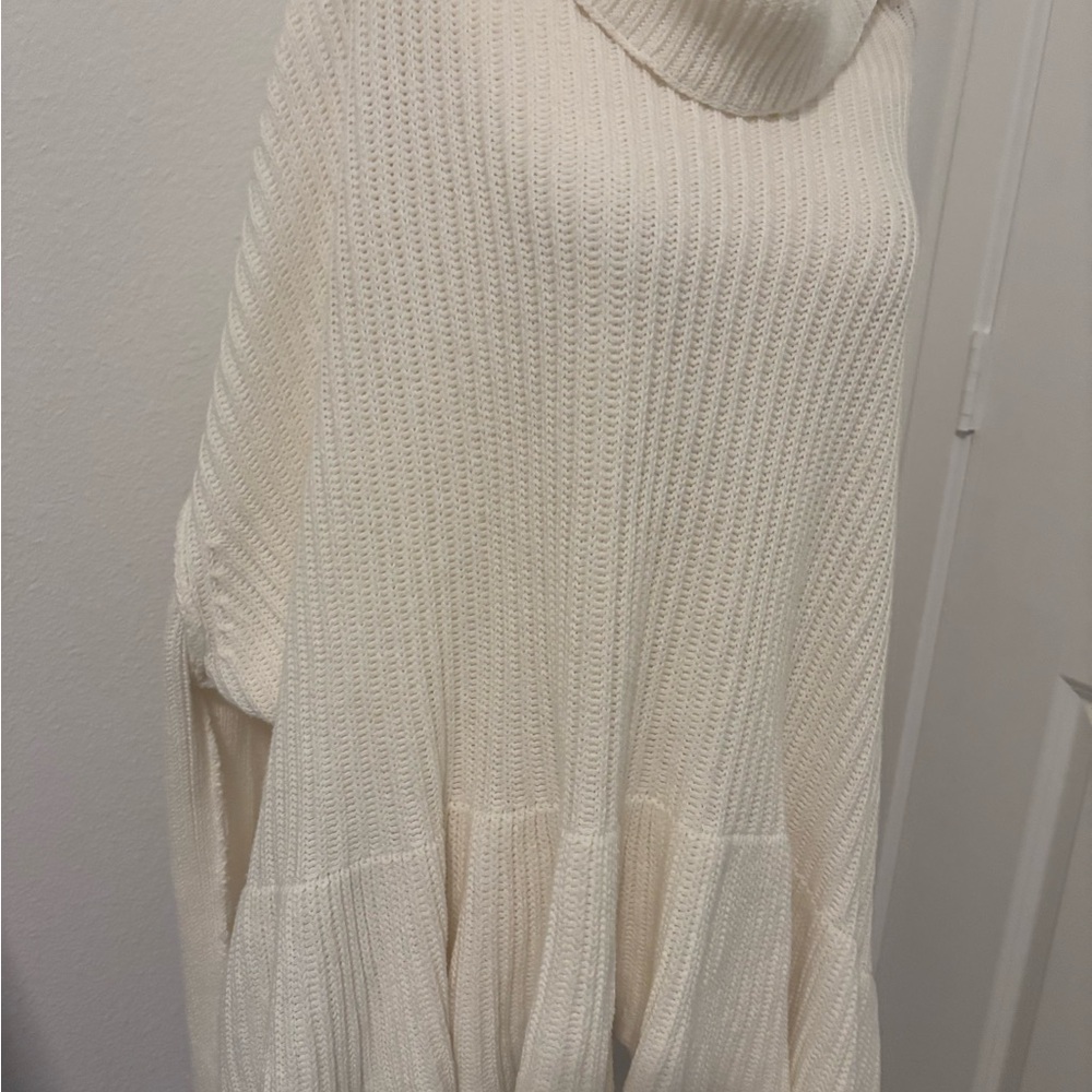 Free People Eclectic Cozy Sweater Beautiful Ruffled Bottom Roomy Fit Final Sale - Picture 4 of 10